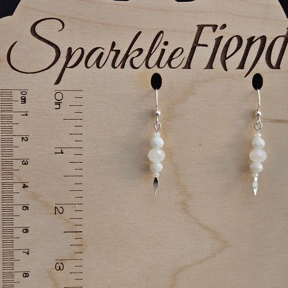 Milky white faceted glass crystal drop earrings - Picture 1 of 1